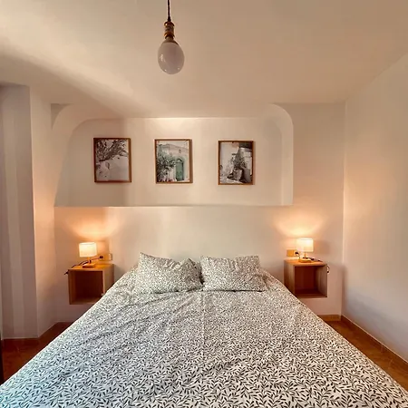 Casas De Justo * Granada